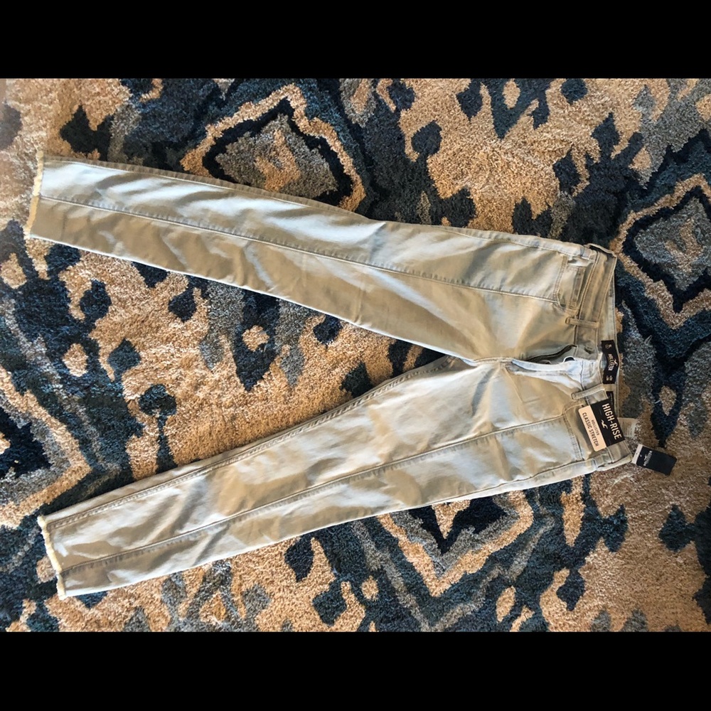 NWT Hollister Light Wash Jeans